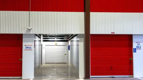 Drive up, drive thru storage in Holly Hill, Fl, at Devon Self Storage in Holly Hill, FL,