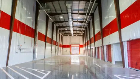 Inside view of wide lanes and drive thru, drive up access storage in Holly Hills, FL, Devon Self Storage in Holly Hill, FL,