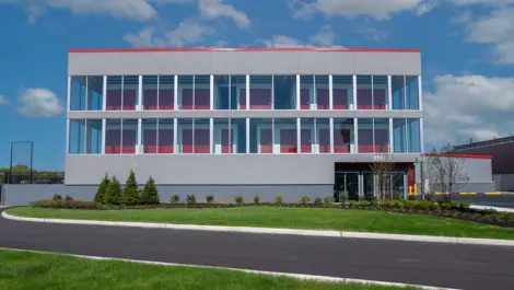 Devon Self Storage - Admiral Wilson, NJ, drive way leading to the storage facility