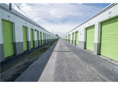 Outdoor, drive up access storage Miami, FL