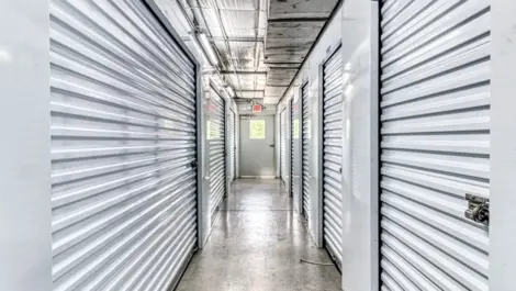 Indoor, clean storage units Springfield TN