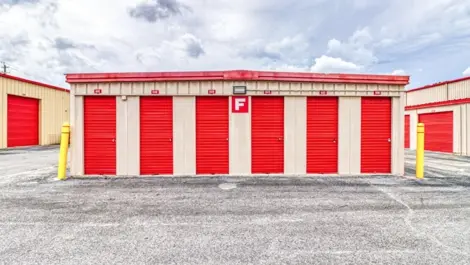 Drive up, outdoor storage self storage Fernandina Beach, Fl